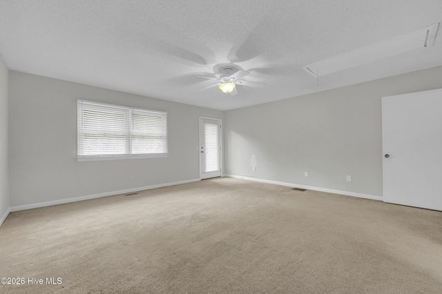 1800 Eastwood Road Apt 272, Wilmington, NC 28403