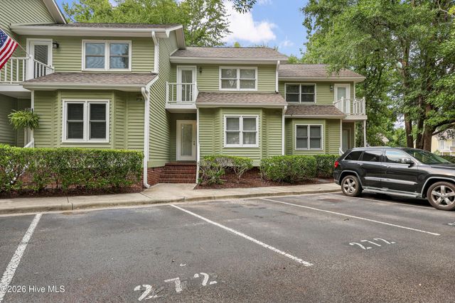 1800 Eastwood Road Apt 272, Wilmington, NC 28403