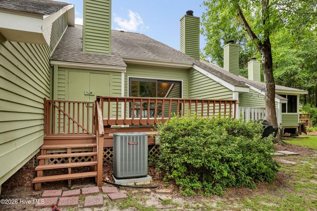 1800 Eastwood Road Apt 272, Wilmington, NC 28403