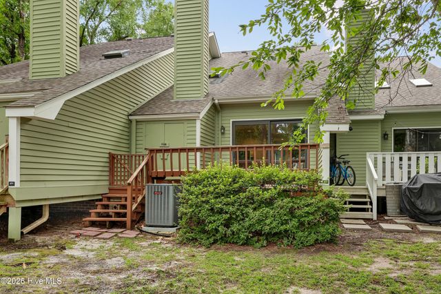1800 Eastwood Road Apt 272, Wilmington, NC 28403