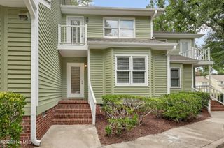 1800 Eastwood Road Apt 272, Wilmington, NC 28403