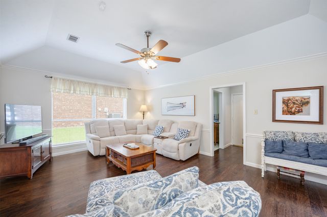 1717 Whitney Drive, Richardson, TX 75082