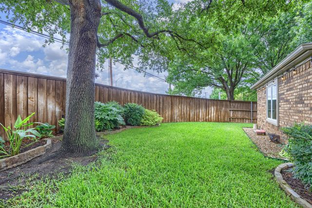 1717 Whitney Drive, Richardson, TX 75082