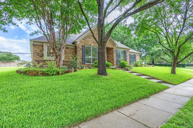 1717 Whitney Drive, Richardson, TX 75082