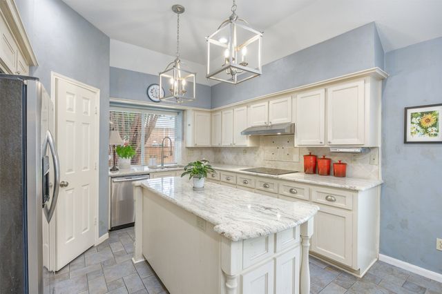1717 Whitney Drive, Richardson, TX 75082