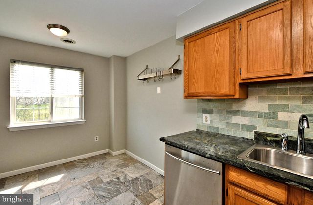 122 WHEATSHEAF LN, Telford, PA 18969