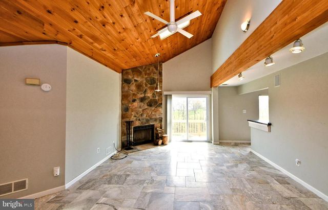 122 WHEATSHEAF LN, Telford, PA 18969