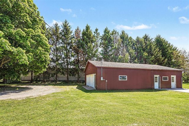 13434 M 40, Gobles, MI 49055