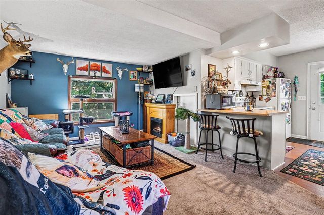 13434 M 40, Gobles, MI 49055
