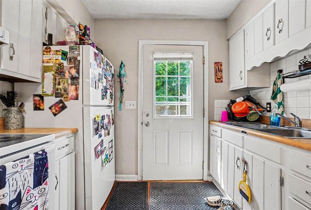 13434 M 40, Gobles, MI 49055
