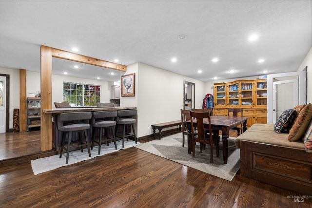 1160 W Hialeah Circle, Eagle, ID 83616