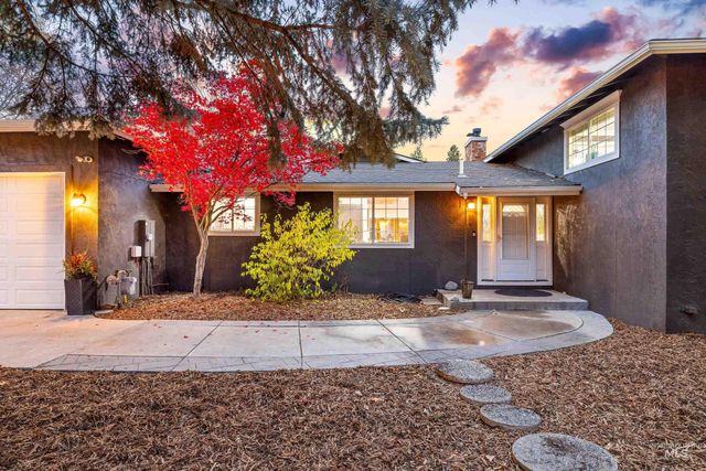 1160 W Hialeah Circle, Eagle, ID 83616