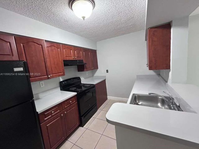 15201 SW 80th St 312, Miami, FL 33193