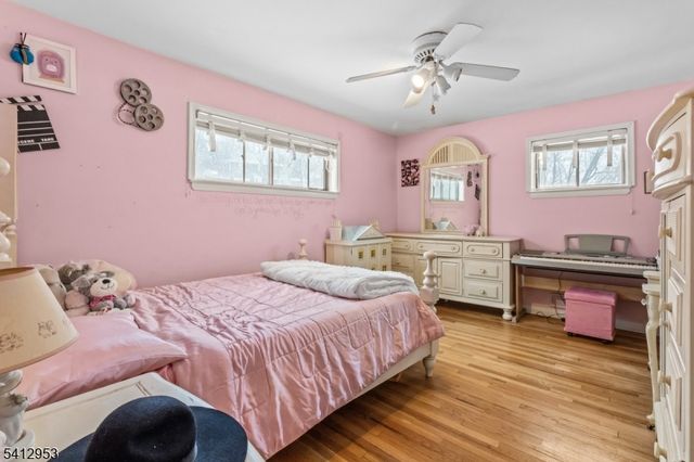 31 Ridge Ct, Cedar Grove Twp., NJ 07009
