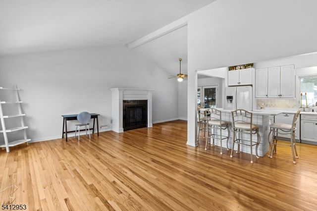 31 Ridge Ct, Cedar Grove Twp., NJ 07009