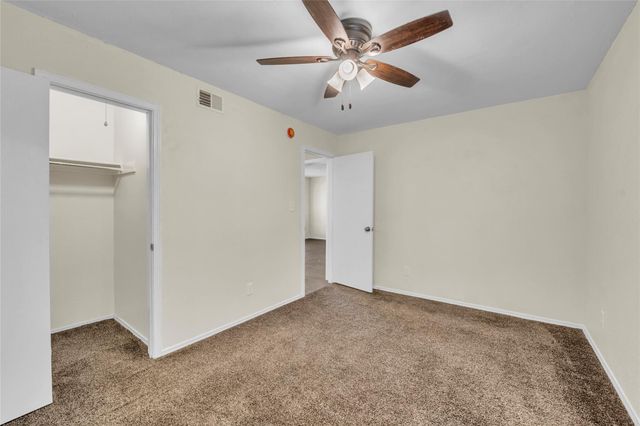 108 Hillside CV B, Elgin, TX 78621