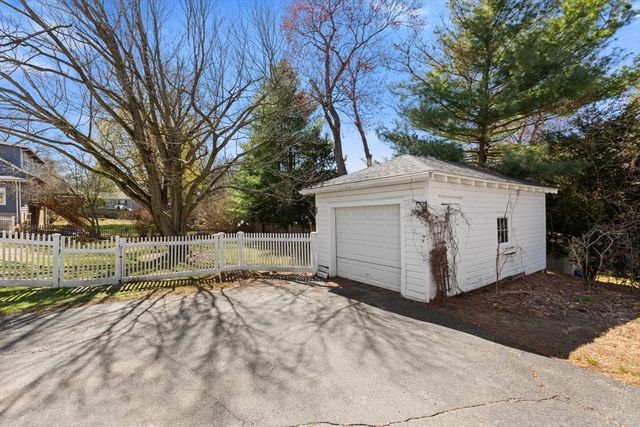 1206 Concord St, Framingham, MA 01701