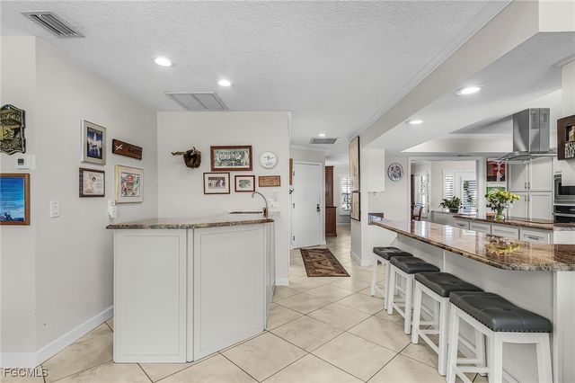 2085 El Cerito CT, Punta Gorda, FL 33950