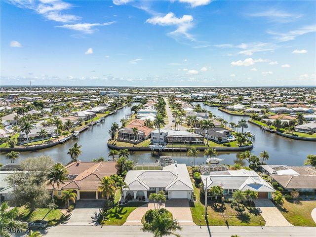 2085 El Cerito CT, Punta Gorda, FL 33950