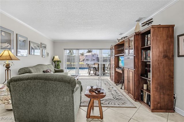 2085 El Cerito CT, Punta Gorda, FL 33950