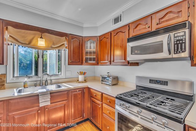 608 Brielle Avenue, Brielle, NJ 08730