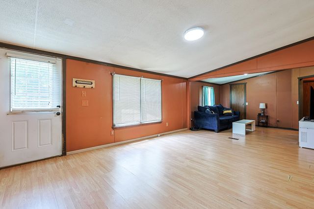 13290 Pee Dee Rd. S, Galivants Ferry, SC 29544