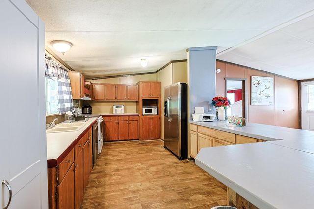 13290 Pee Dee Rd. S, Galivants Ferry, SC 29544