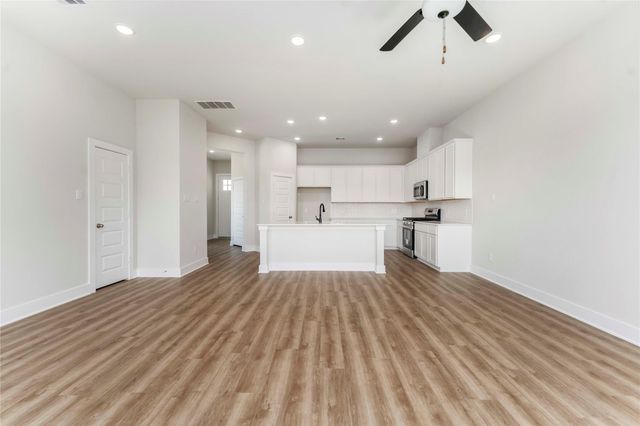 13437 Sun Cay Drive, Houston, TX 77047