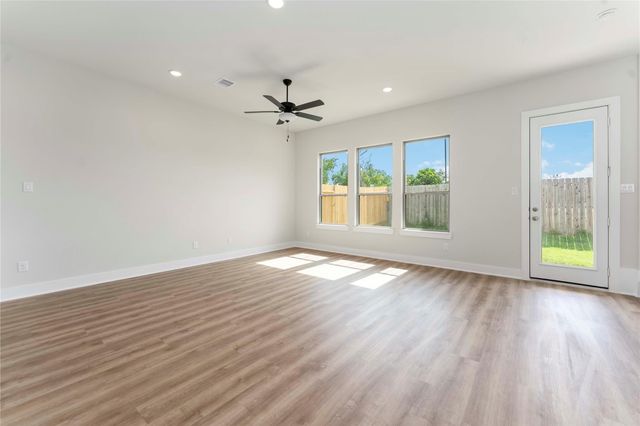 13437 Sun Cay Drive, Houston, TX 77047