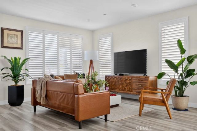 10670 Paramount Boulevard, Downey, CA 90241