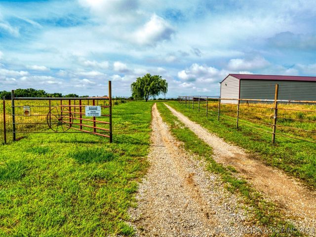 2510 E Davis Road, Durant, OK 74701