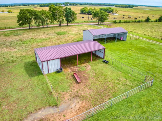 2510 E Davis Road, Durant, OK 74701