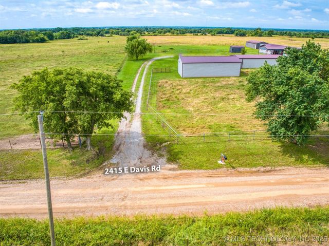 2510 E Davis Road, Durant, OK 74701
