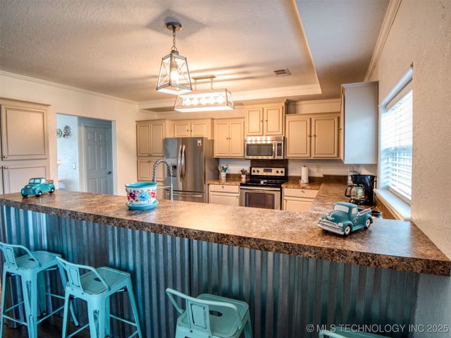 2510 E Davis Road, Durant, OK 74701