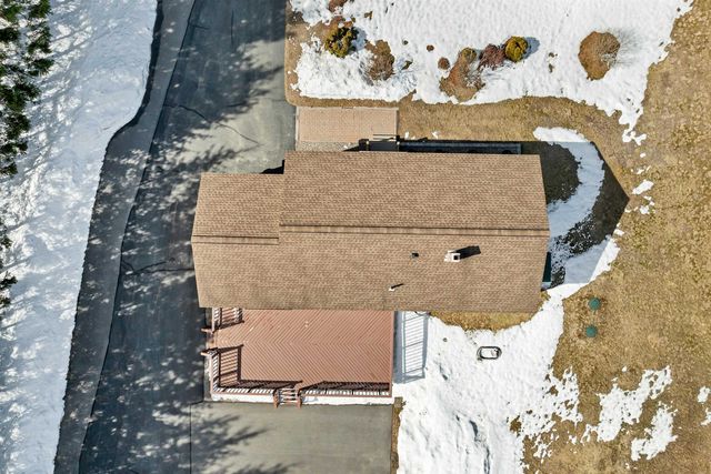 9 Fairway Drive, New Hampton, NH 03256
