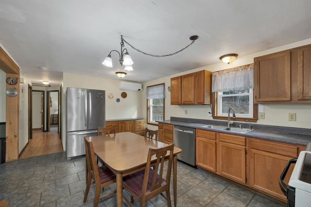 9 Fairway Drive, New Hampton, NH 03256