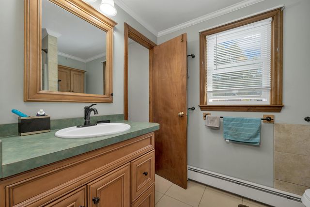 9 Fairway Drive, New Hampton, NH 03256