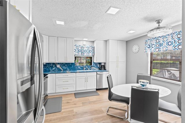 9129 N Vineyard Lake Drive 9129, Plantation, FL 33324