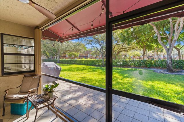 9129 N Vineyard Lake Drive 9129, Plantation, FL 33324