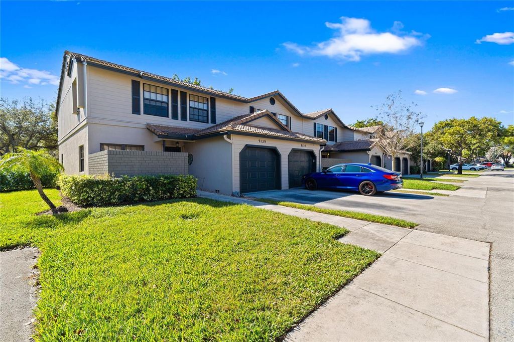 9129 N Vineyard Lake Drive 9129, Plantation, FL 33324