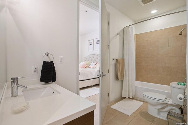 17902 La Cantera Pkwy Unit 216, San Antonio, TX 78257