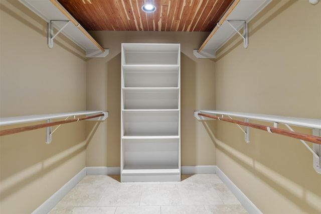 108 Harbour Town Drive, Conroe, TX 77356