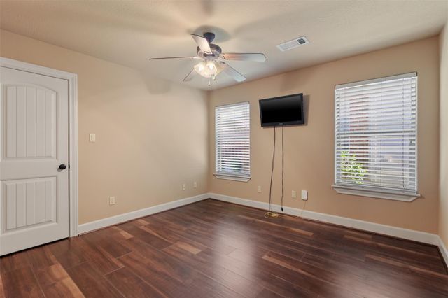 108 Harbour Town Drive, Conroe, TX 77356