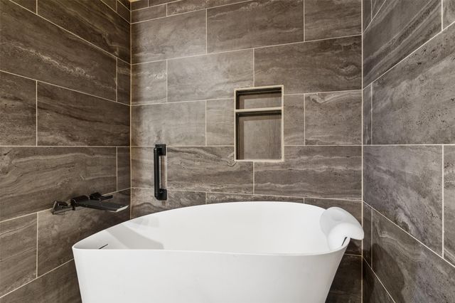 108 Harbour Town Drive, Conroe, TX 77356