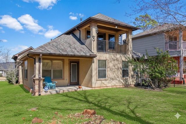 108 Harbour Town Drive, Conroe, TX 77356