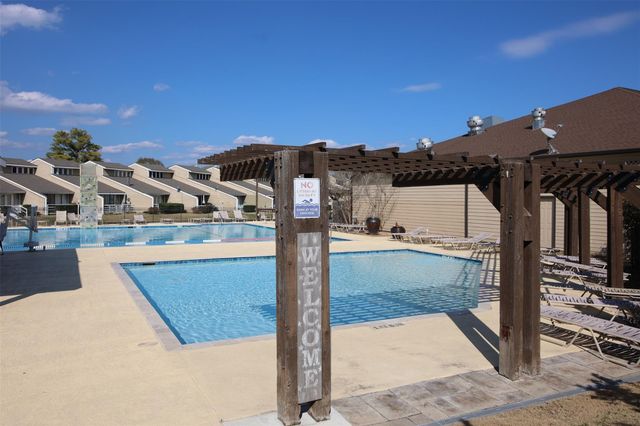 108 Harbour Town Drive, Conroe, TX 77356