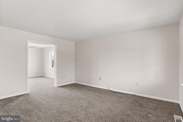 10 VISTA DR, Fredericksburg, PA 17026