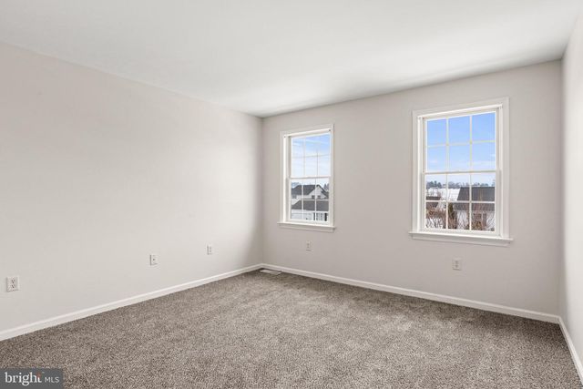 10 VISTA DR, Fredericksburg, PA 17026