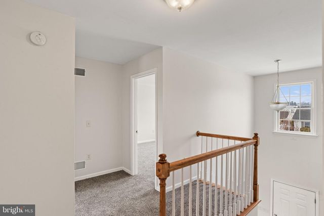 10 VISTA DR, Fredericksburg, PA 17026