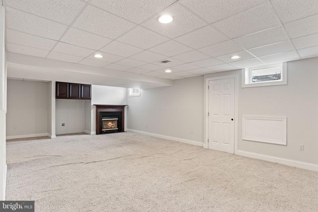 10 VISTA DR, Fredericksburg, PA 17026